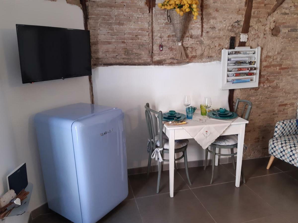 Cozy Loft In The Heart Of Cagliariヴィラ エクステリア 写真
